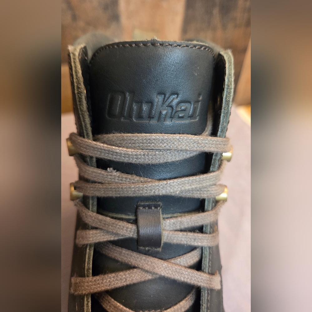 OLUKAI Kilakila Men's Waterproof Leather Boots Size 10 - Picture 6 of 7